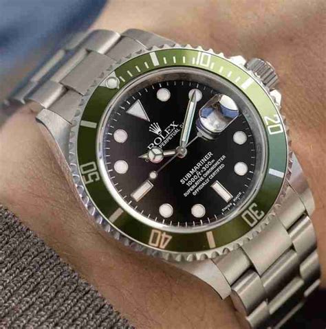 rolex submariner groen prijs|Hands.